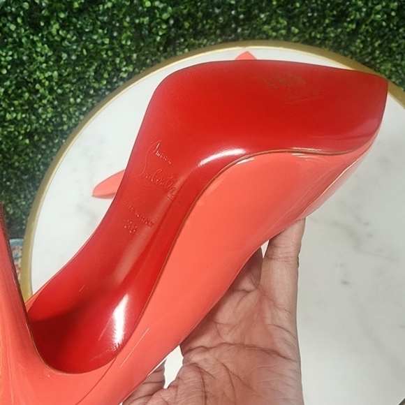 Christian Louboutin Hot Chick 100 Patent Leather Pumps CL Red Bottoms - Picture 12 of 14